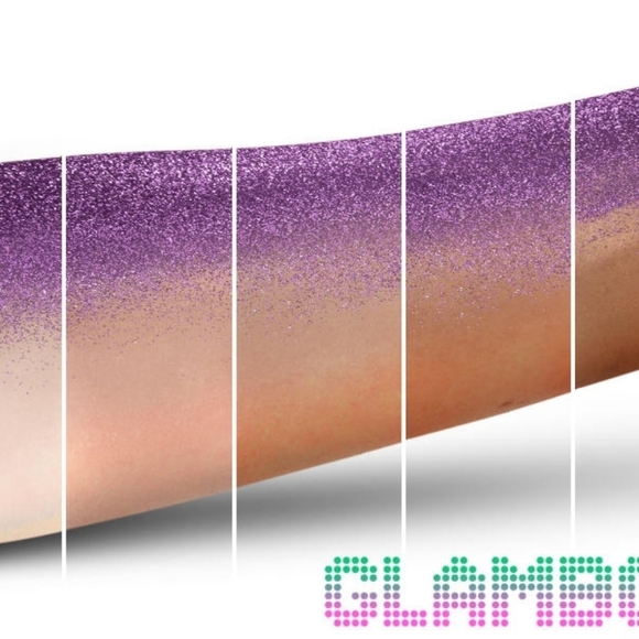 MAC Cosmetics Fuchsia Glitter - Picture 3 of 6